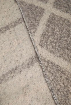 James Lakeland Diamond Grey Scarf