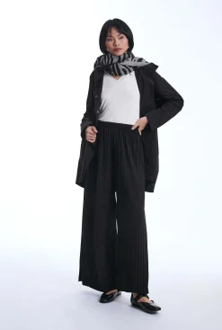James Lakeland Pleated Black Trousers